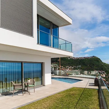 Villa Casa Joaquim By Rent2u, Lda *