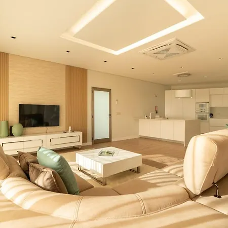 Casa Joaquim By Rent2u, Lda Arco da Calheta (Madeira)